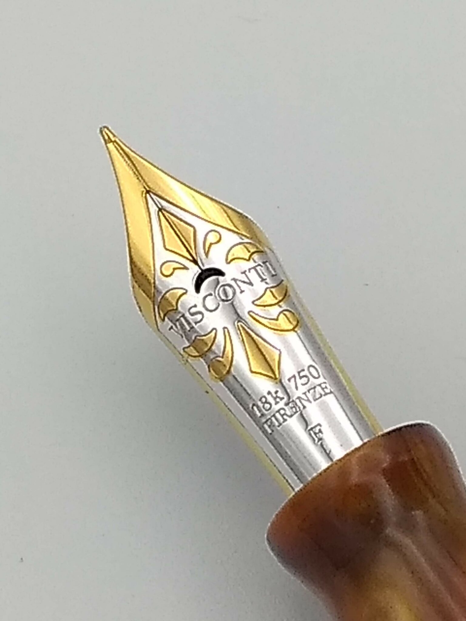 Visconti Voyager Kaleido Yellow Dawn K Fine Nib Pen Realm