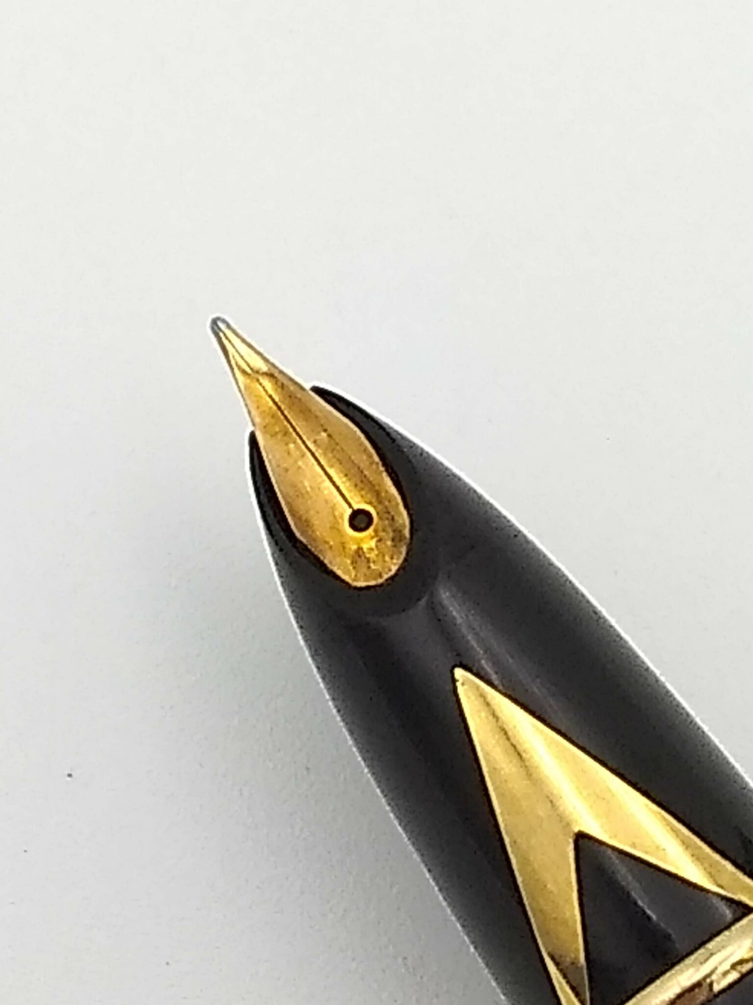 Omas 361 Black & Gold – 14k Fine Adjustable Nib - Pen Realm